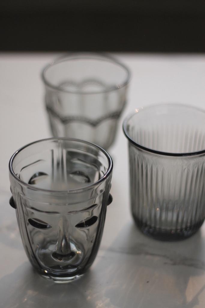 Drinkglas met gezicht I Grijs