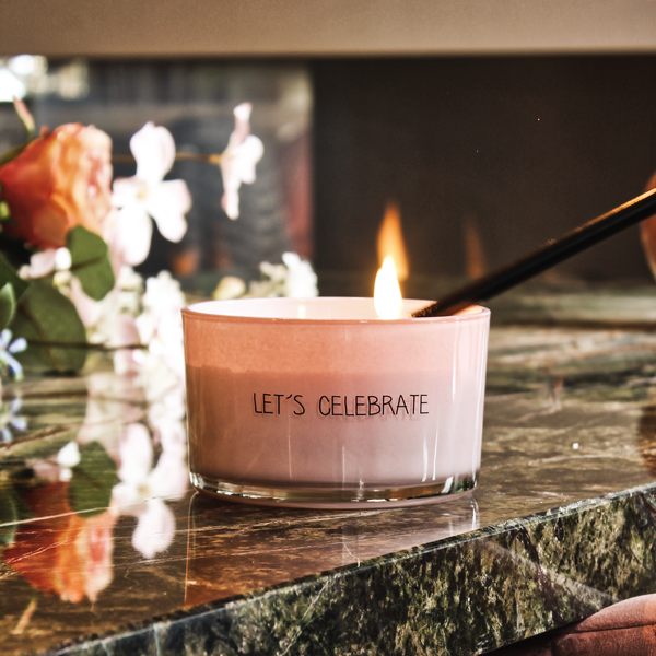 Geurkaars 'Let's celebrate"