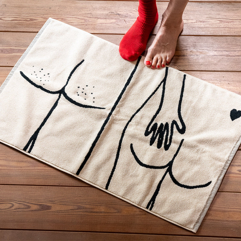 Badmat | Naked couple