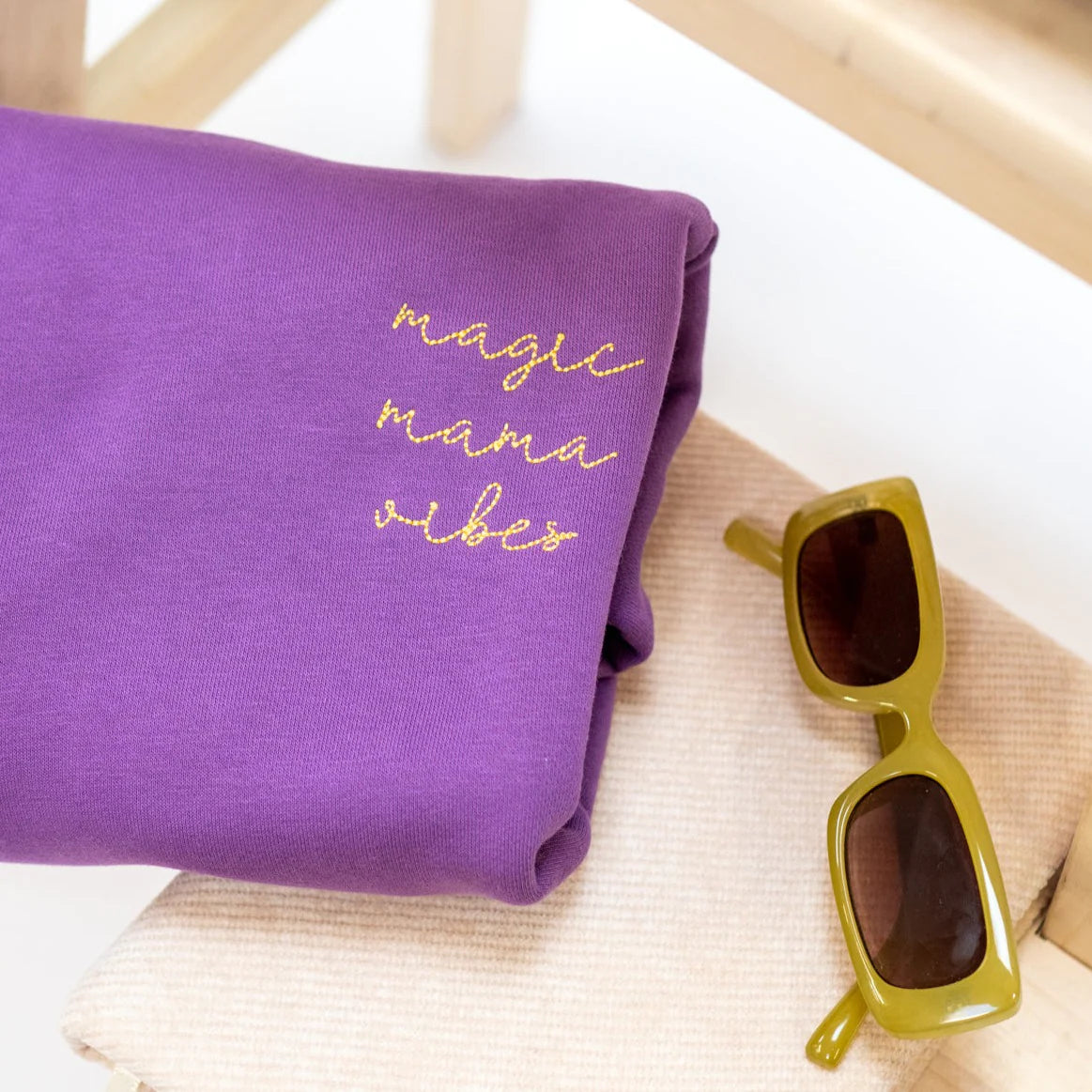 Sweater Magic mama vibes (violet)