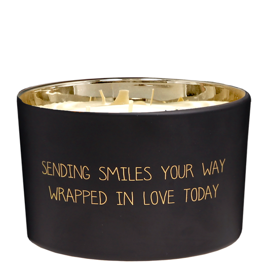 Geurkaars 'Sending smiles your way wrapped in love today'