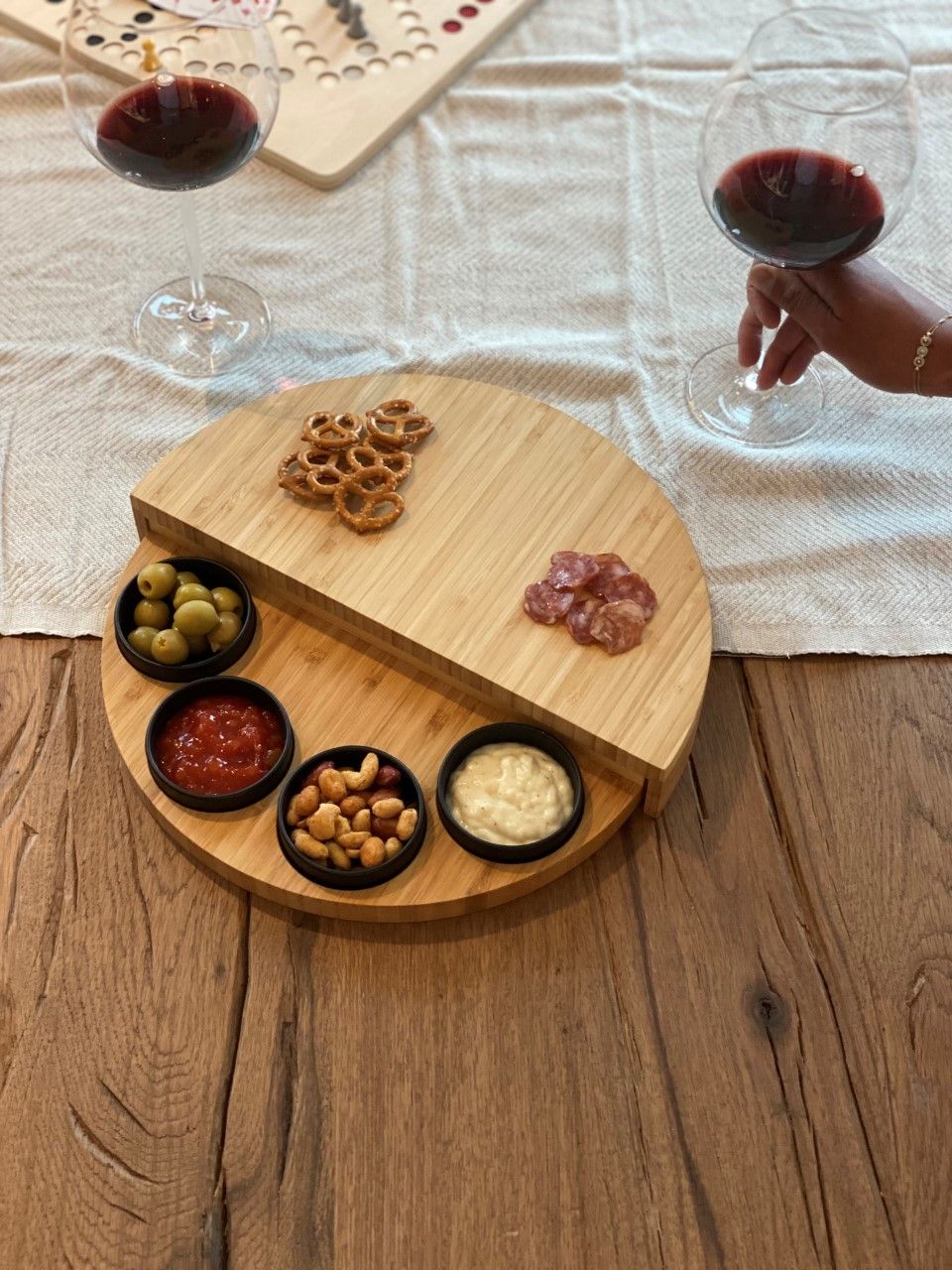Serveerplank met 4 potjes