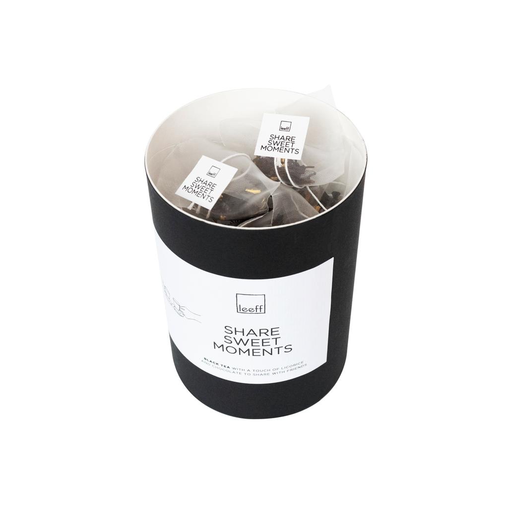 Koker met 20 zakjes zwarte thee 'Share sweet moments'