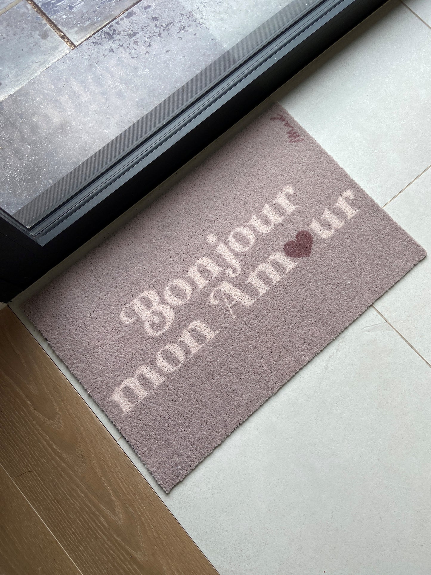 Mad about Mats "bonjour mon amour"