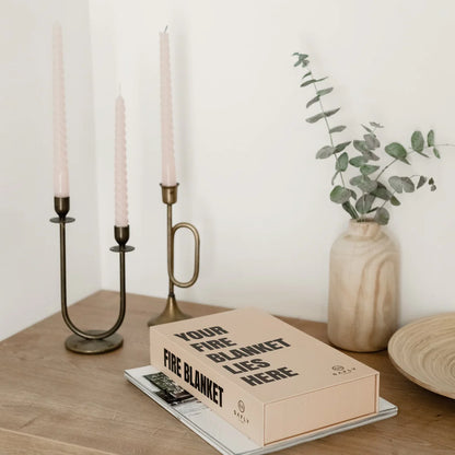 Tafelboek met branddeken