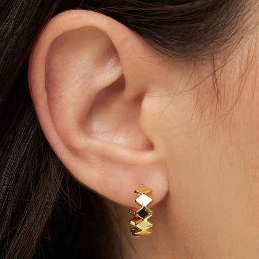 LULU -  Oorbellen Confetti hoops | Goud