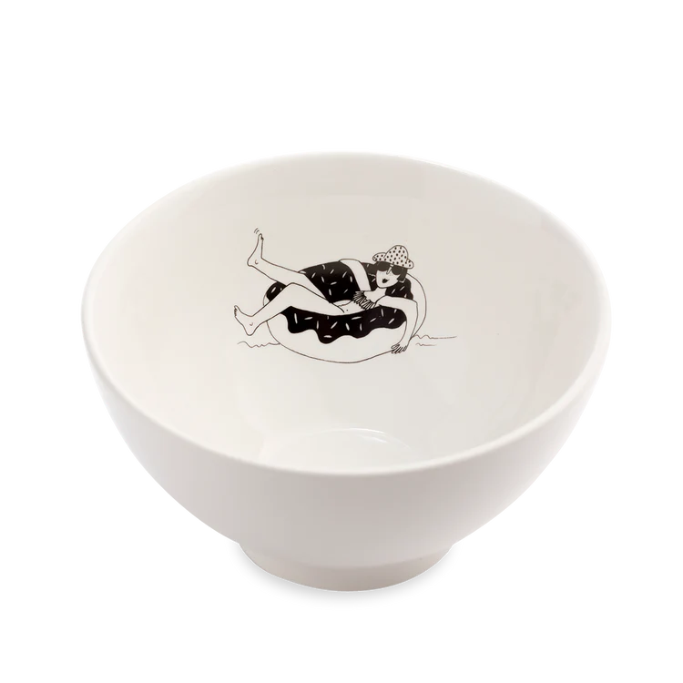 Kom | Donut floating girl