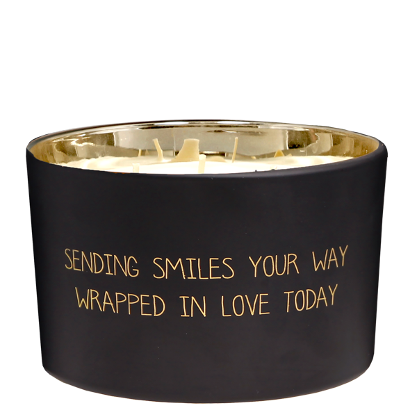 Geurkaars 'Sending smiles your way wrapped in love today'