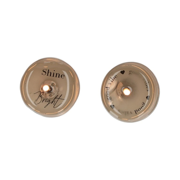 Theelichtjes met een geheime boodschap